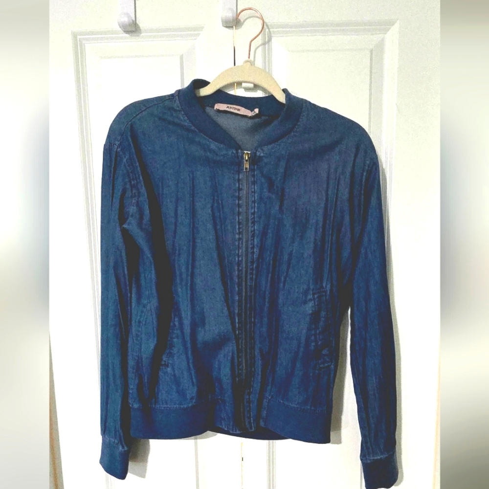 Light weight Jean Zipup Jacket